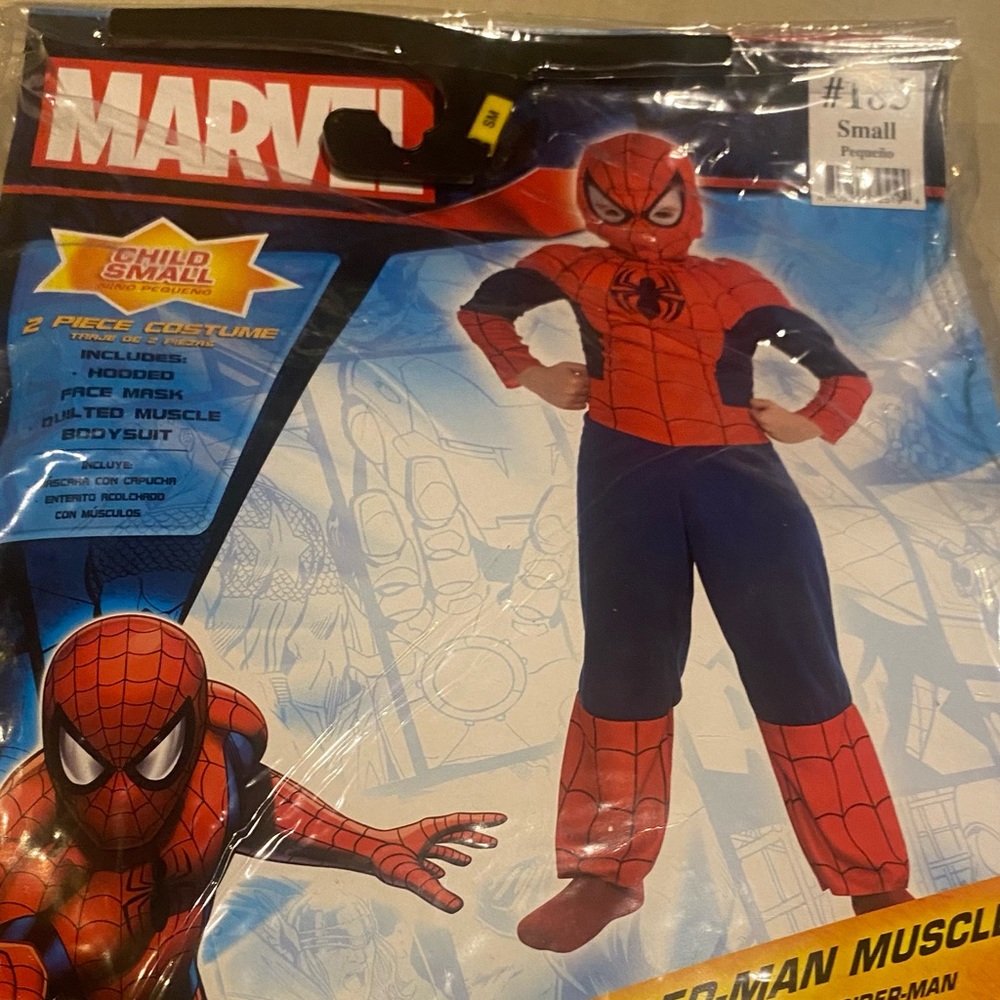 Marvel 2 pc Spiderman costume includes hood face mask and quilted muscle suit.